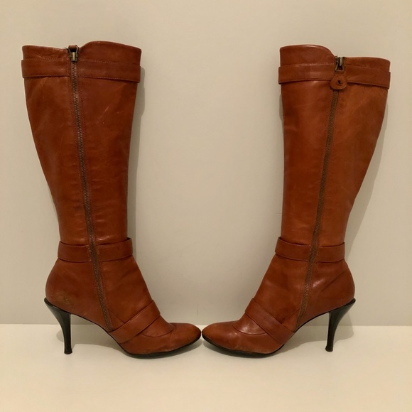 Modern Vintage Leather Boots - Picture 4 of 5